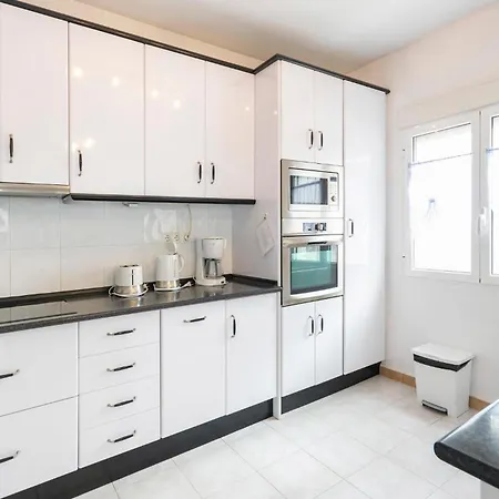 3 Bedroom Lovely In