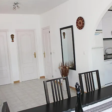 3 Bedroom Lovely In Semesterbostad San Miguel De Salinas
