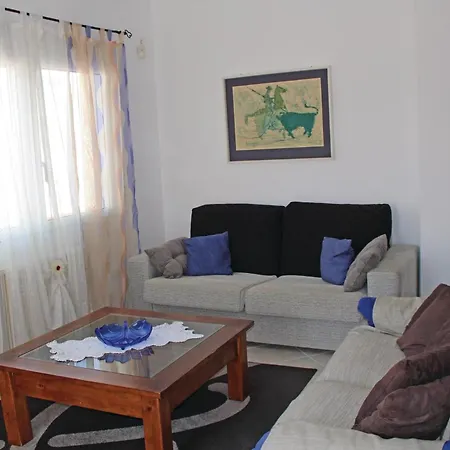 3 Bedroom Lovely In *